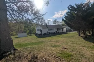 320 Sidney Rd, Franklin Township, NJ 08867 - Photo 3