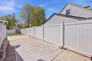 417 Brooklawn Ave, Roselle, NJ 07203 - Photo 23