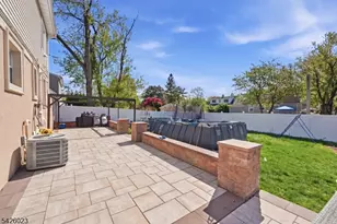 417 Brooklawn Ave, Roselle, NJ 07203 - Photo 21