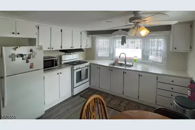 2 Ambassador Dr, Wayne Twp., NJ 07470 - Photo 3
