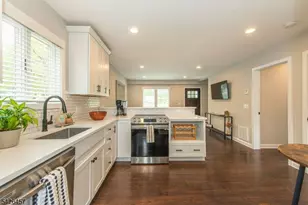 40 Bent St, Roxbury Township, NJ 07847 - Photo 11