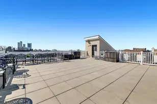 974 Summit Ave, Jersey City, NJ 07307 - Photo 37