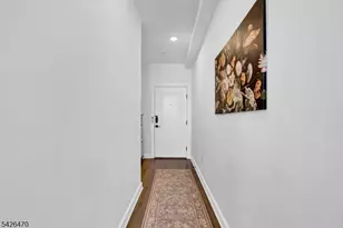 974 Summit Ave, Jersey City, NJ 07307 - Photo 23
