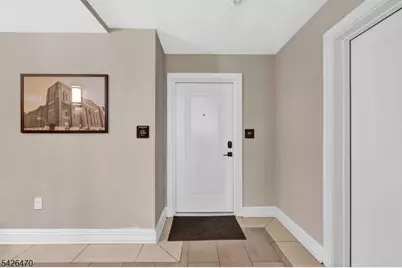 974 Summit Ave #401, Jersey City, NJ 07307 - Photo 33