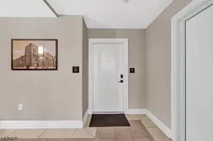 974 Summit Ave, Jersey City, NJ 07307 - Photo 33