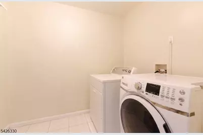 468 Irvine Turner Blvd, Newark, NJ 07108 - Photo 45