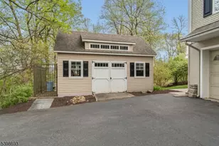 15 White Oak Dr, Union Township, NJ 08802 - Photo 39