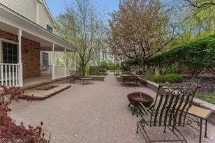 15 White Oak Dr, Union Township, NJ 08802 - Photo 37