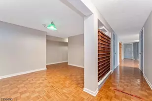 15 White Oak Dr, Union Township, NJ 08802 - Photo 25
