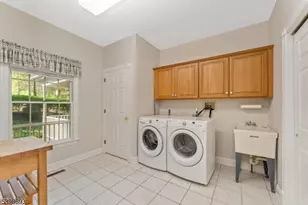 15 White Oak Dr, Union Township, NJ 08802 - Photo 15