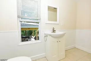 36 Hines Ave, Mahwah, NJ 07430 - Photo 15