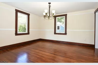36 Hines Ave, Mahwah, NJ 07430 - Photo 7