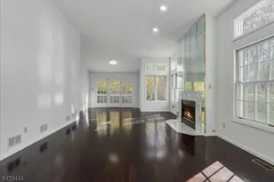 126 Worcester Drive, Wayne Twp., NJ 07470 - Photo 5