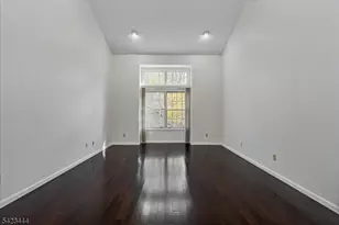 126 Worcester Drive, Wayne Twp., NJ 07470 - Photo 21