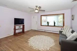 196 Worth St, Woodbridge Township, NJ 08830 - Photo 5