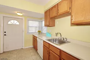 196 Worth St, Woodbridge Township, NJ 08830 - Photo 11