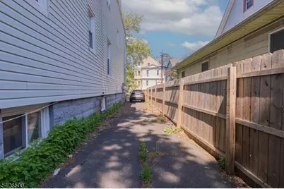 38 Eckert Ave, Newark, NJ 07112 - Photo 43