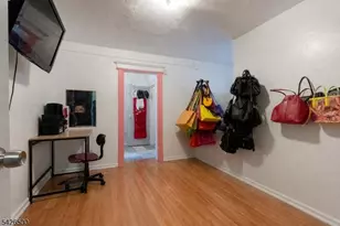 38 Eckert Ave, Newark, NJ 07112 - Photo 31