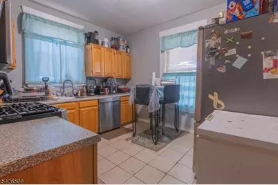 38 Eckert Ave, Newark, NJ 07112 - Photo 23