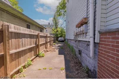 38 Eckert Ave, Newark, NJ 07112 - Photo 45