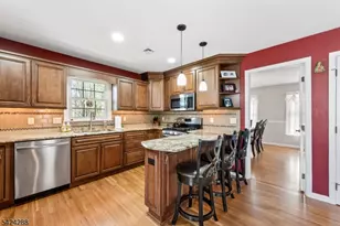 8 Papoose Trail, Hopatcong, NJ 07821 - Photo 11
