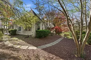 72 Washington Valley Rd, Morris Township, NJ 07960 - Photo 7
