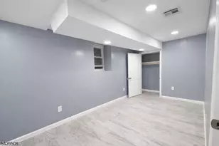 411 S 16th St, Newark, NJ 07103 - Photo 29