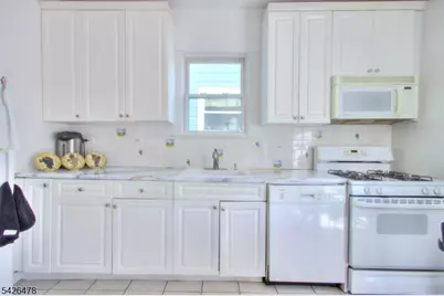 49 Bond St, Passaic, NJ 07055 - Photo 7