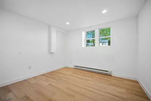 27 Mountainview Dr, Clifton, NJ 07013 - Photo 17