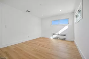 27 Mountainview Dr, Clifton, NJ 07013 - Photo 21