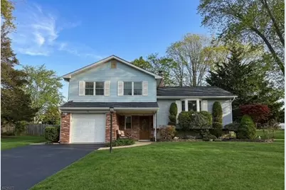 32 Brunswick Dr, Howell Township, NJ 07731 - Photo 1
