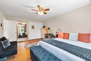 4 Oakley Knoll, Hillsborough Township, NJ 08844 - Photo 25