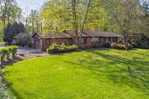 13 Skyline Dr, Warren Township, NJ 07059 - Photo 3