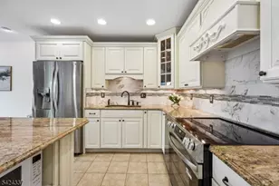 106 Stephanie Dr, North Caldwell, NJ 07006 - Photo 9