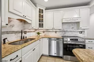 106 Stephanie Dr, North Caldwell, NJ 07006 - Photo 11