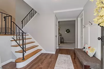 16 Crest Dr, Washington Township, NJ 07853 - Photo 3