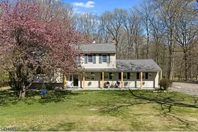 16 Crest Dr, Washington Township, NJ 07853 - Photo 1
