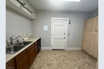 28 Center St, Clinton, NJ 08809 - Photo 21