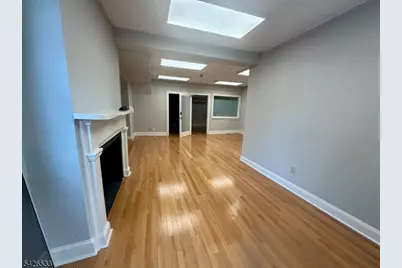 28 Center St, Clinton, NJ 08809 - Photo 9