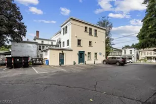 28 Center St, Clinton, NJ 08809 - Photo 5