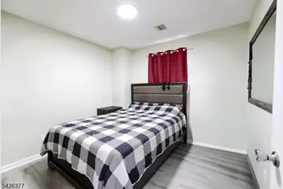 193 Renner Ave, Newark, NJ 07112 - Photo 23