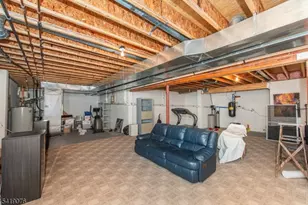 1240 S Beverwyck Rd, Parsippany, NJ 07054 - Photo 23