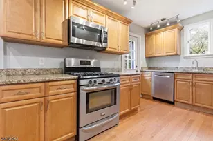 86 Hiawatha Blvd, Parsippany, NJ 07034 - Photo 5