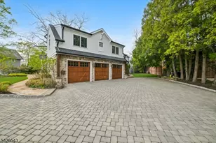 379 White Oak Ridge Rd, Millburn, NJ 07078 - Photo 27