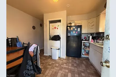 290 Bergen St #2, Newark, NJ 07103 - Photo 9