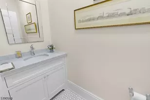 80 Claremont Rdunit, Bernardsville, NJ 07924 - Photo 17