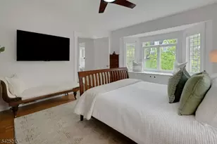 375 Up Mountain Ave, Montclair, NJ 07043 - Photo 21