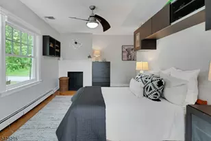 375 Up Mountain Ave, Montclair, NJ 07043 - Photo 25
