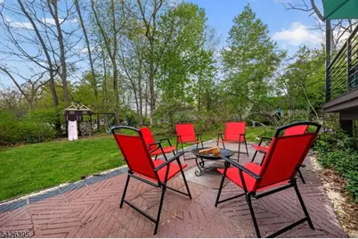 7 Squire Ln, Wayne, NJ 07470 - Photo 41