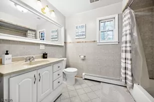 7 Squire Ln, Wayne, NJ 07470 - Photo 27